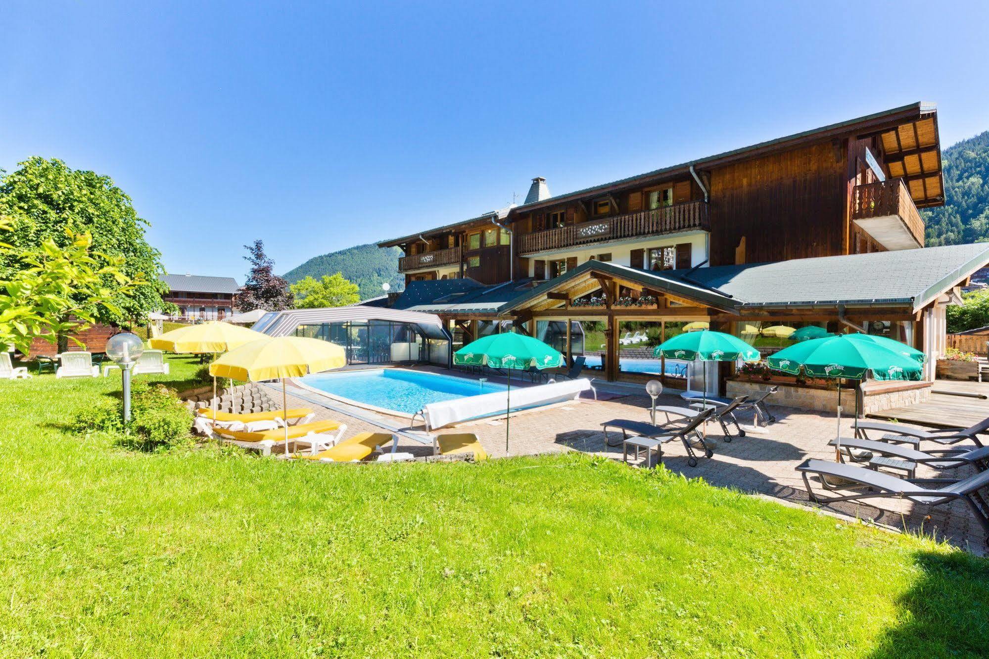 Hotel Les Bruyeres Morzine Exterior photo